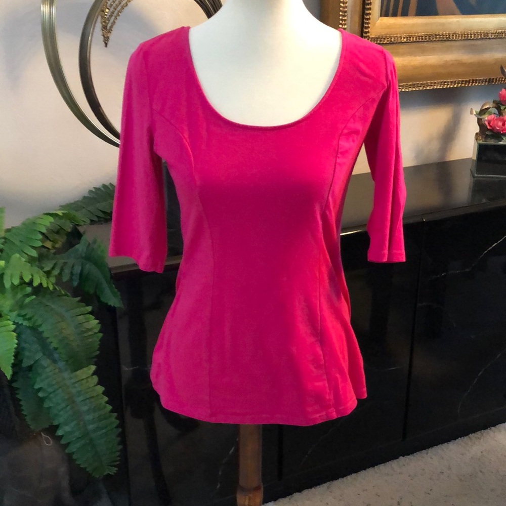 SZ L/G PINK TEE.   NWOT